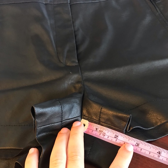 BCBG Maxazria Shorts - Picture 6 of 7